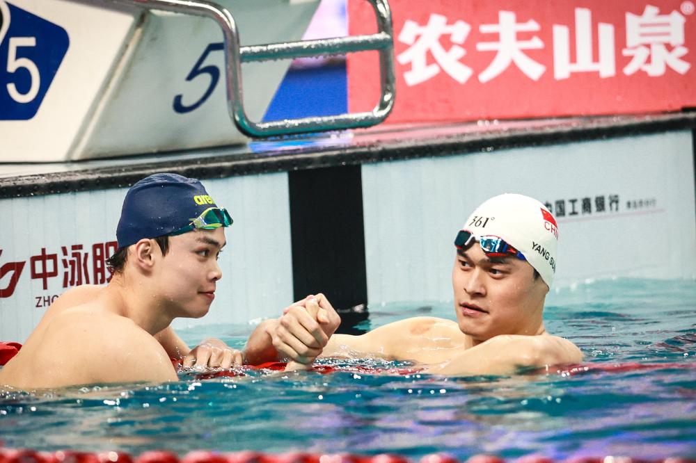 这种表现堪