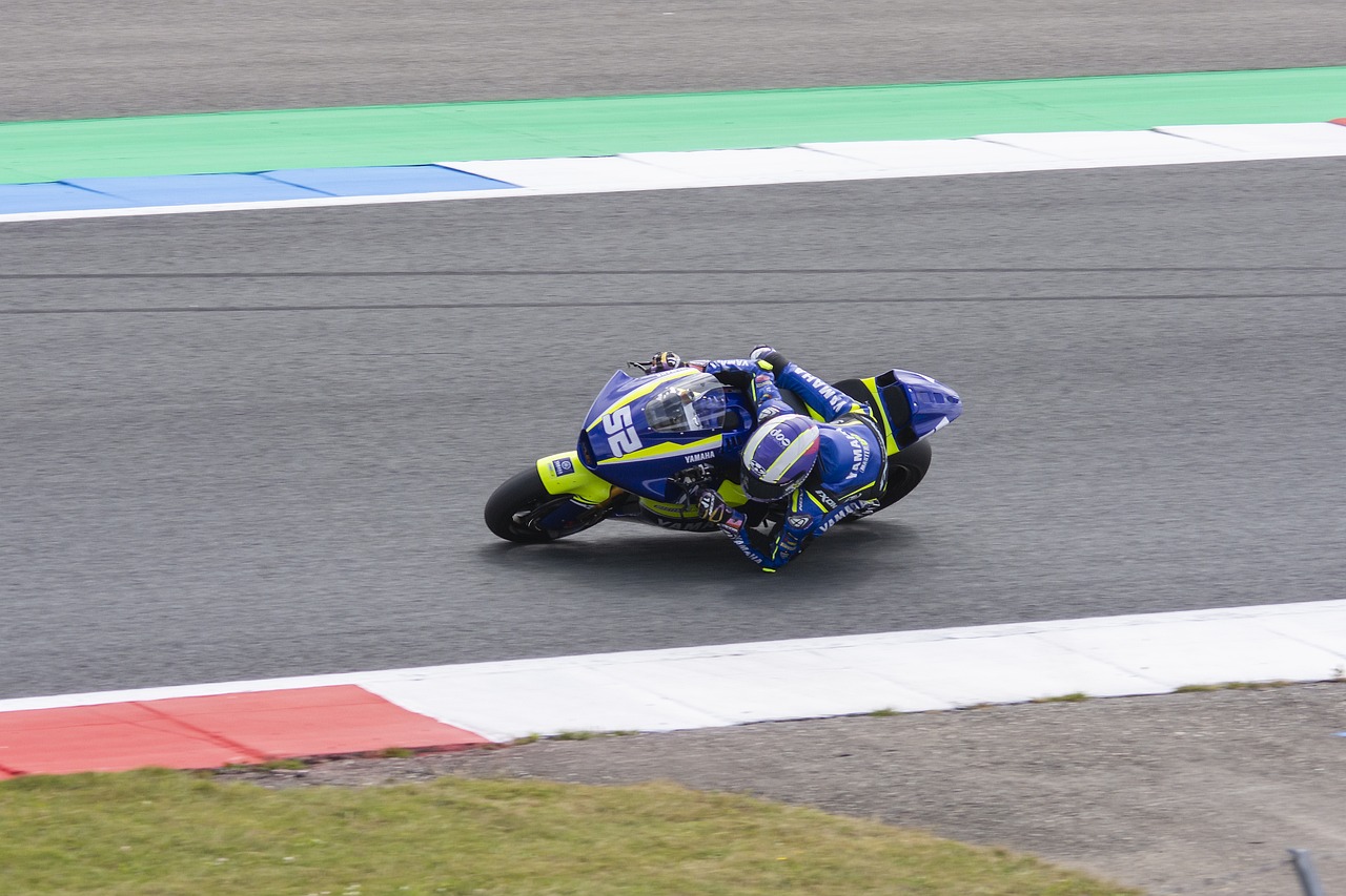 邊路突破 邊路突破